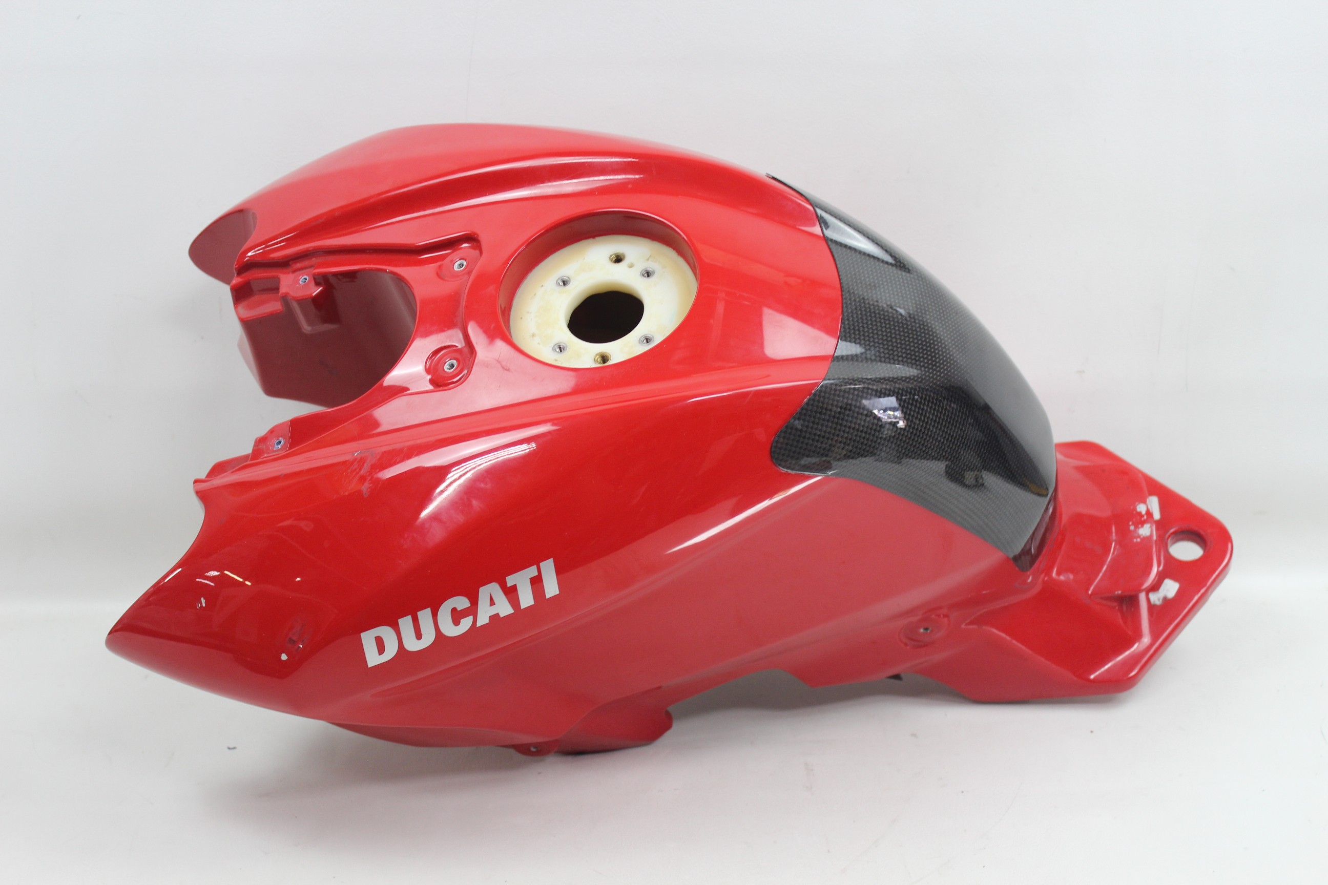 2015_DUCATI_STREETFIGHTER_848_