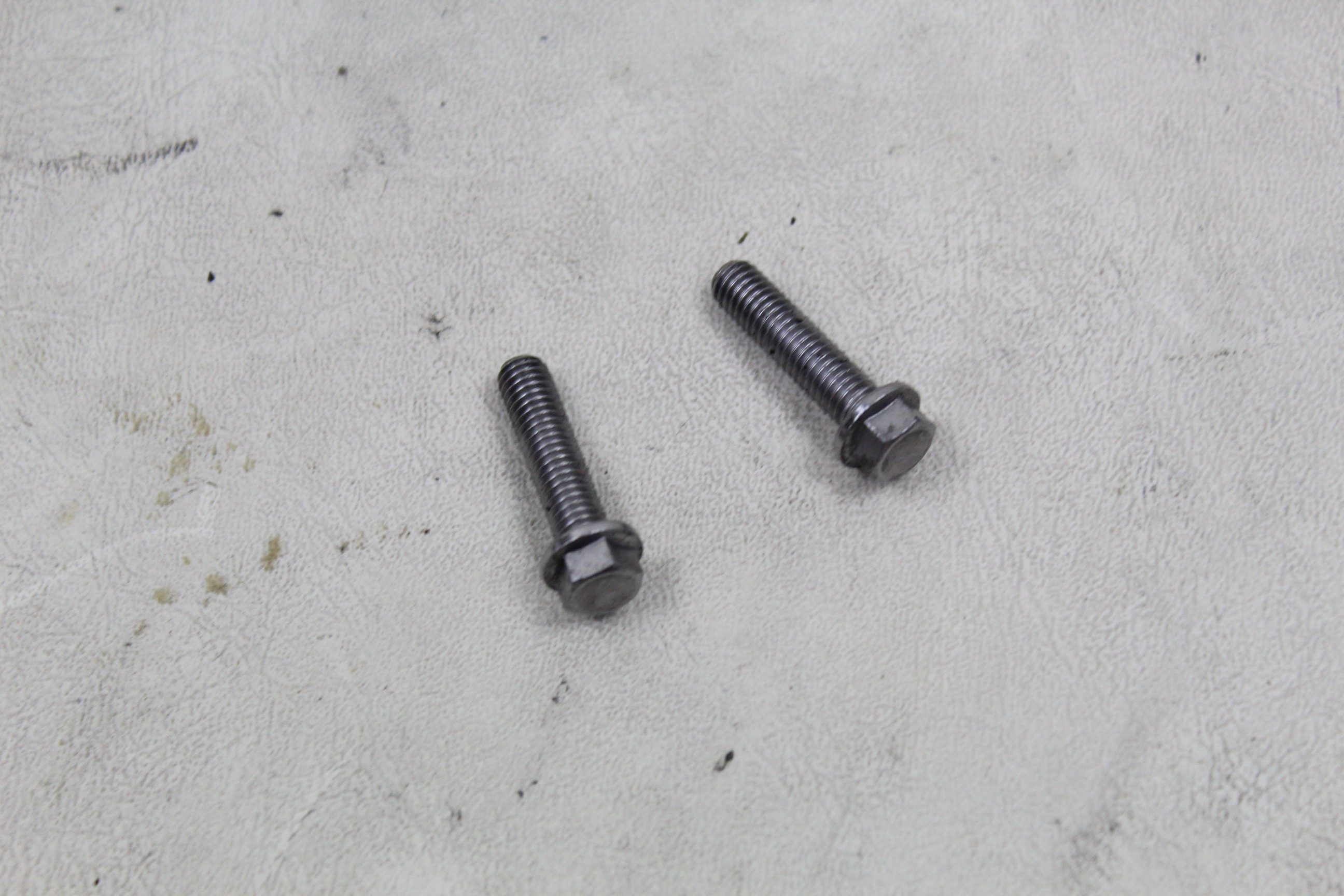 Triumph Daytona 675R 675 13-17 Engine Motor Cam Chain Tensioner