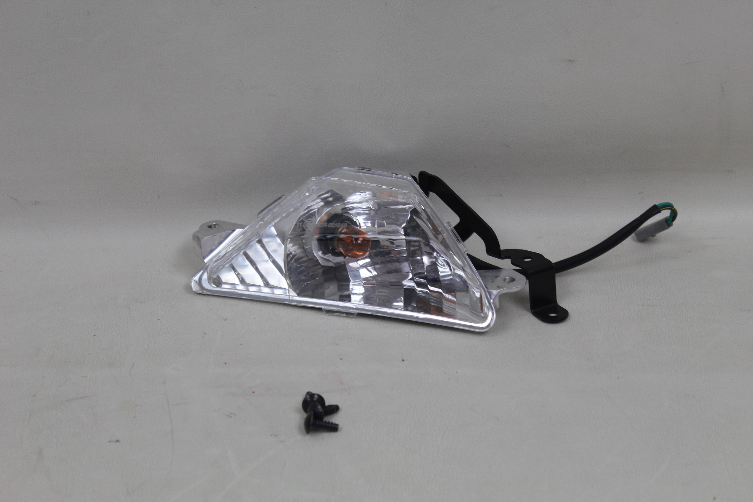Kawasaki Ninja ZX6R 636 21-23 OEM Front Right Turn Signal Blinker